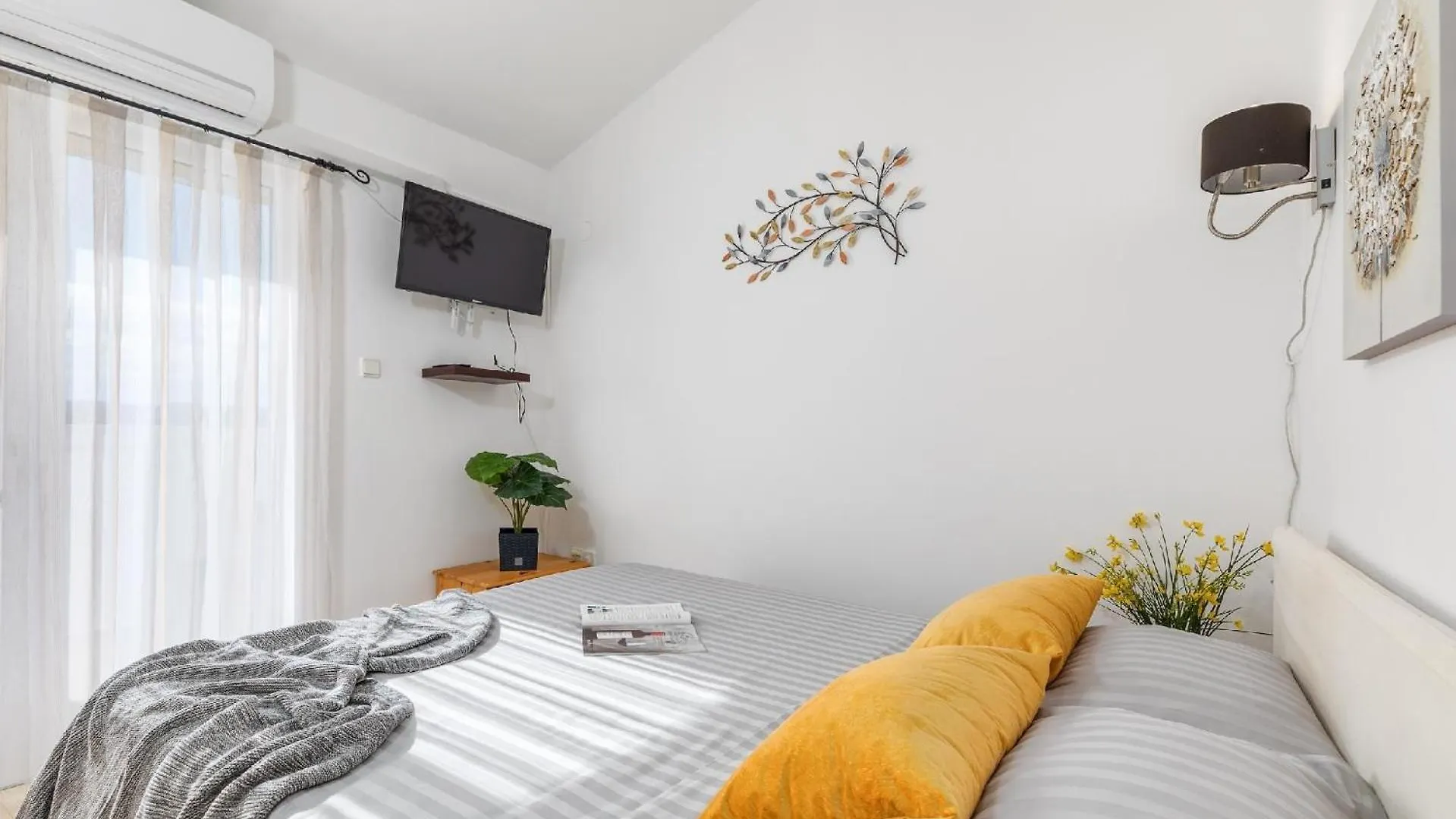 Apartment Ferienwohnung Fuer 3 Personen Ca 28 Qm In Medulin, Istrien Suedkueste Von Istrien